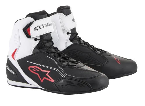 普段使いもしやすいAlpinestars「FASTER-3 SHOE（ファスタースリー